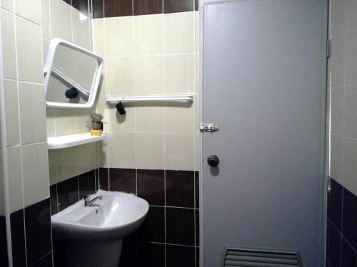 Ein Badezimmer in der Unterkunft Ingkho Khao Kho อิงค้อ เขาค้อ