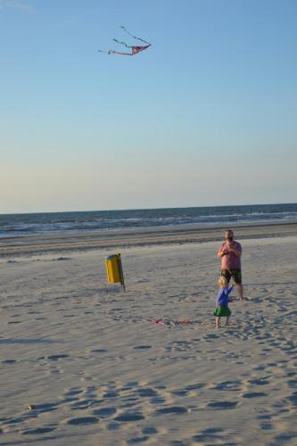 Pipowagen op het strand – Photos 2