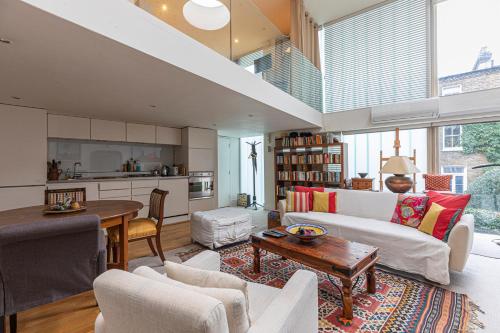 Contemporary apartment at the heart of Fulham