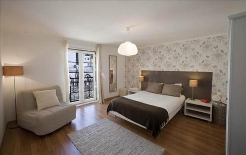 Flat with terrace and river view - Se4