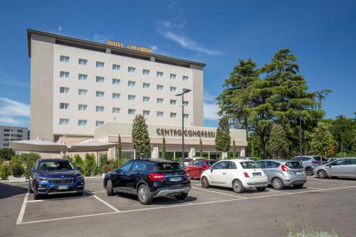 O edifício onde o hotel está situado