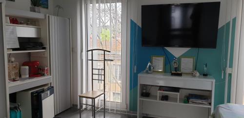 Η κουζίνα ή μικρή κουζίνα στο Chambres d'hôtes Chez Pat et Nanou