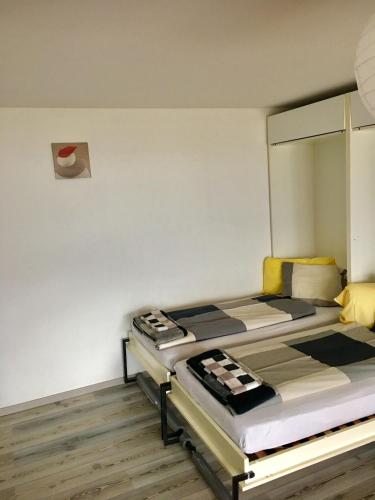Central Studio with Lake View | 102 photo 2
