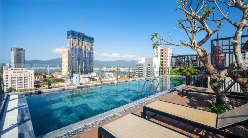 Hồ bơi trong/gần Seahorse Tropical Da Nang Hotel by Haviland