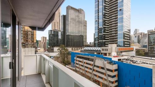 Μπαλκόνι ή βεράντα στο Oaks Melbourne Southbank Suites