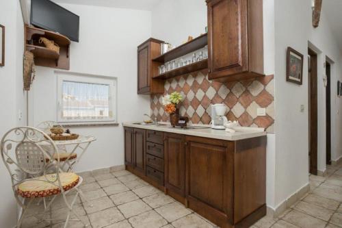 Fotografie z fotogalerie ubytování Apartments Laci v destinaci Stara Novalja