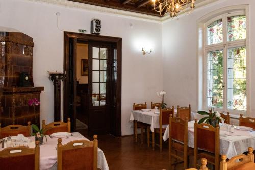 Restaurace v ubytování Vila Retezat Sinaia