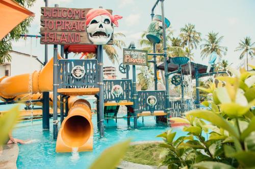 a water slide at a water park at Matsubara Acqua Park Hotel in Maceió