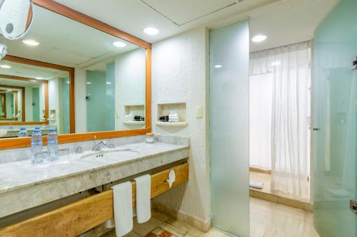 Un baño de Puerto Aventuras Hotel & Beach Club