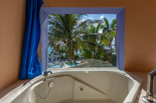 Imagen de la galería de Puerto Aventuras Hotel & Beach Club, en Puerto Aventuras