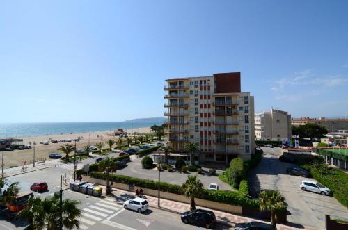 CAP CASTELL 8-A