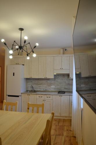 Una cocina o cocineta en Petit Dilijan