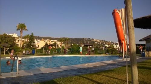 Bazén v ubytovaní 30A MONANTERRA Atlanterra Urbanización Mar de Plata alebo v jeho blízkosti