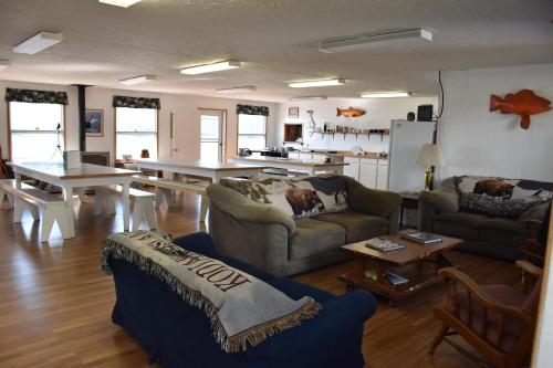 Zachar Bay Lodge – Photos 3