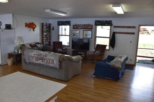 Zachar Bay Lodge – Photos 2