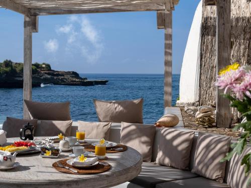 Naturlandskabet i nærheden af villaen