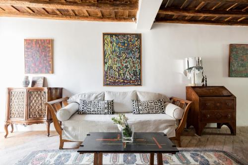 Classic and chic apartments in Trastevere