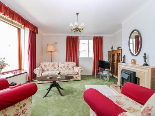 Bay View Apartment – Photos 3