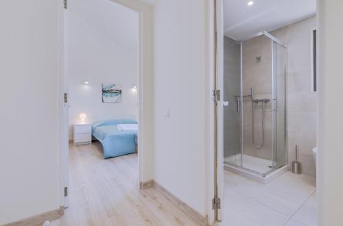 Vonios kambarys apgyvendinimo įstaigoje Cruzeiro do Sul Apartments - Vilamoura center