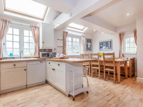 Dapur atau dapur kecil di Ayrmer Path