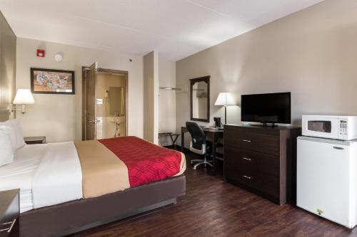 Econo Lodge - Conyersにあるベッド