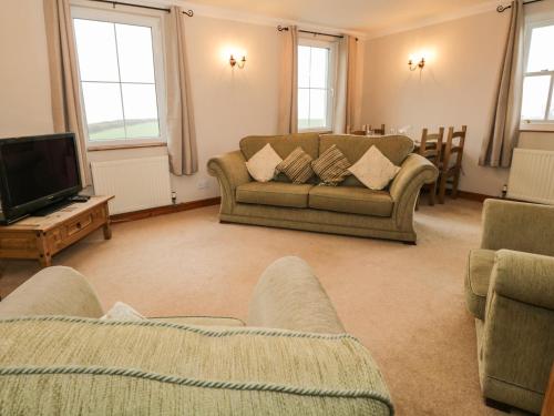 1 Park Nook Close – Photos 4
