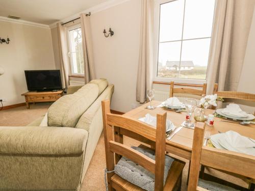 1 Park Nook Close – Photos 5
