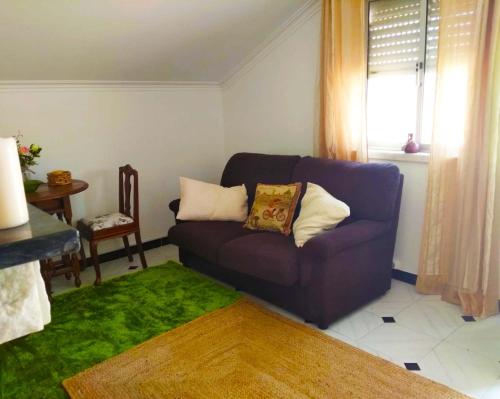 Гостиная зона в Independent house near Estoril with terrace