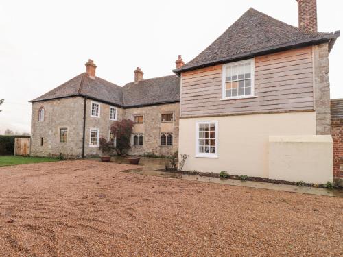 Battel Hall – Photos 3