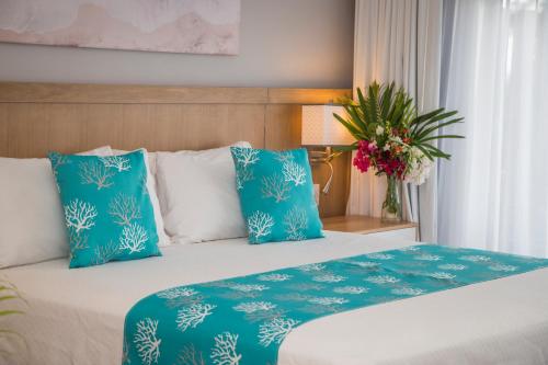 Letto o letti in una camera di Siboney Beach Club