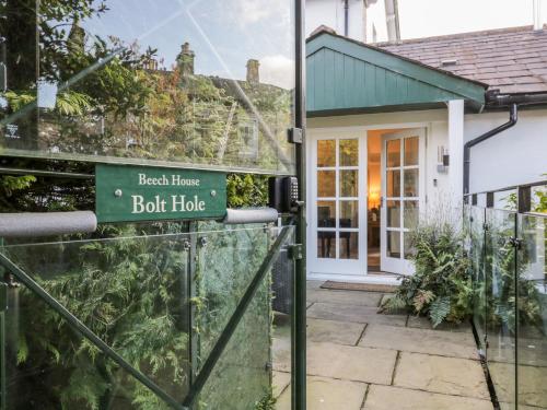 The Bolt Hole – Photos 2