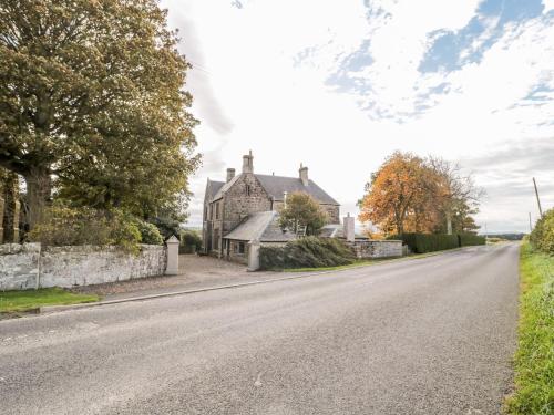 Stable Cottage – Photos 3