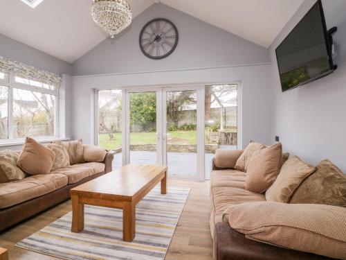 Beaches, Cubert, United Kingdom