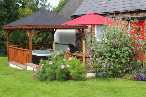 Pond Cottage – Photos 2