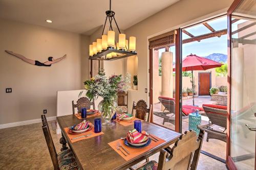 Lavish Escape with Pool 1 Mi to Old Town La Quinta!
