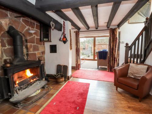 Brook House – Photos 3