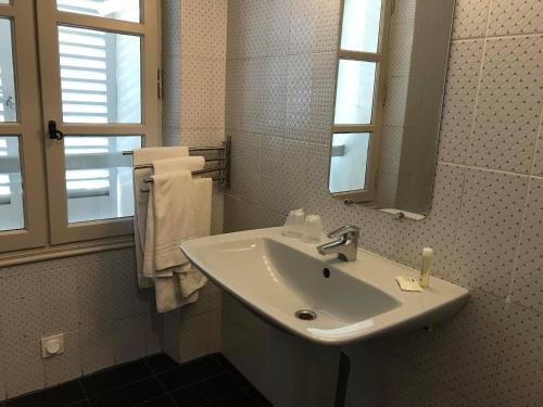 Koupelna v ubytování L'Annexe Plaisance - Hôtel Non Climatisé
