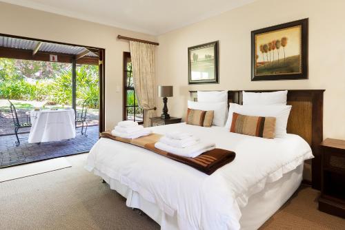 Gallery image of Ongegund Lodge in Somerset West