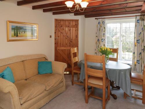 Howe Green Cottage – Photos 5