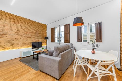 Sant Pau Ramblas Apartments Serennia