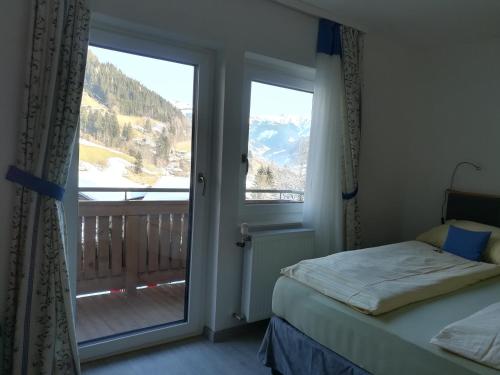 Posteľ alebo postele v izbe v ubytovaní Apartment Waldhaus Opitz