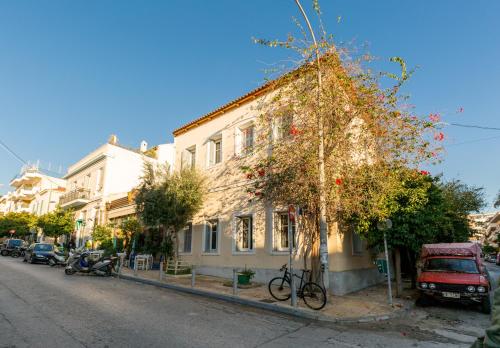 Troon of Athens Apartments