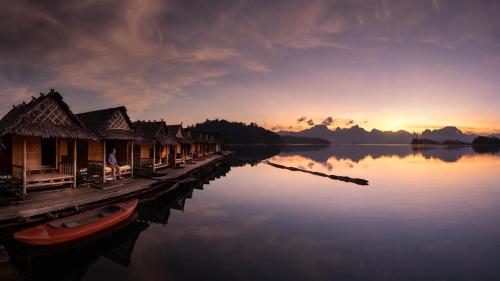 Gallery image of Monkey Mansion - Jungalows & Tours in Khao Sok