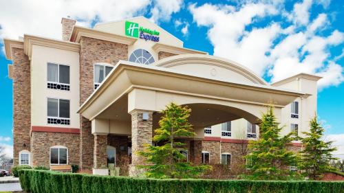 a rendering of the front of a hotel at Holiday Inn Express Hotel & Suites East End by IHG in Riverhead