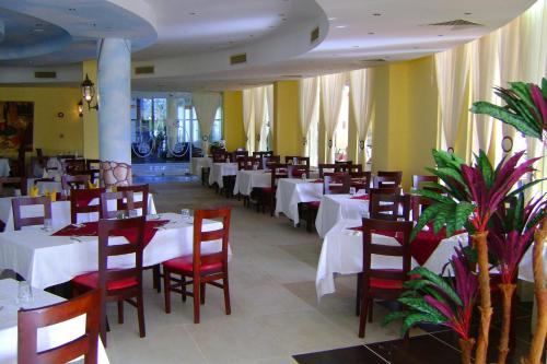 Restaurant o iba pang lugar na makakainan sa Sharm Bride Resort Aqua & SPA