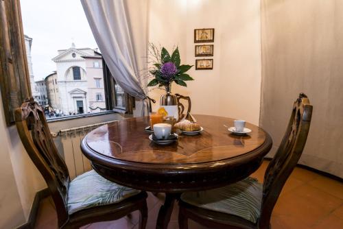 Vicolo dell'Aquila - Residenze Romanae