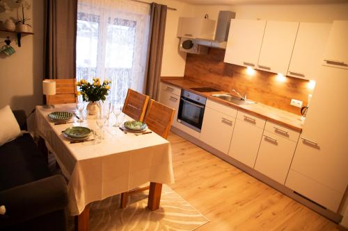 Η κουζίνα ή μικρή κουζίνα στο Apartments Marie B