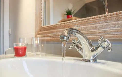 Nice home in Oostduinkerke w/ WiFi and 3 Bedrooms picture