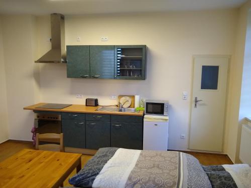 Postel nebo postele na pokoji v ubytování Ferienwohnung Schleich