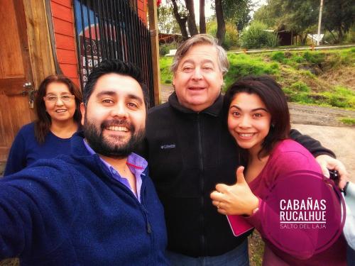 Hóspedes ficando em Cabañas Rucalhue salto del laja